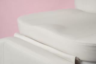 Косметологическое кресло МК70M GLAB с электроприводом белый