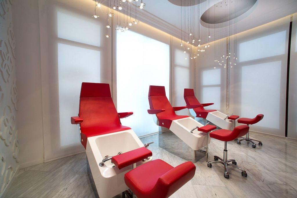 Как выбрать педикюрное кресло, на что обращать внимание