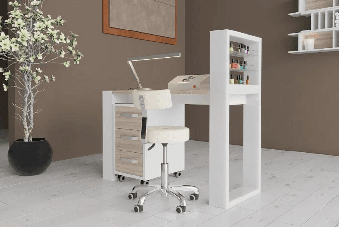 Рабочее место для мастера маникюра