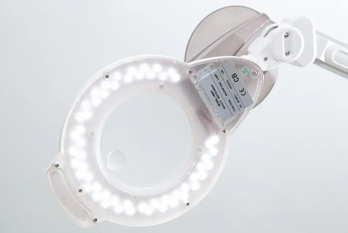 Диодная напольная лампа-лупа SD 6001L регулируемая, на штативе с поворотными колесами - 7 